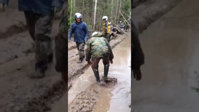 Квадроцикл грязь ! смотреть онлайн