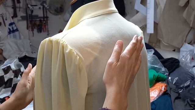 ОБЗОР ГОТОВОЙ БЛУЗКИ. БЛУЗКА ИЗ ТРИКОТАЖА С ВОРОТНИКОМ ГАЛСТУКОМ.