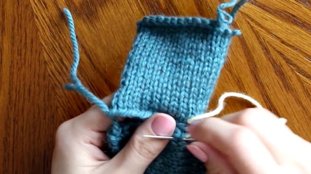 СШИВАНИЕ ДЕТАЛЕЙ ИГЛОЙ И КРЮЧКОМ смотреть онлайн