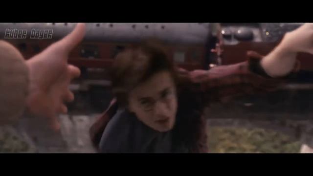 Рон отругал Гарри за дверь машины смотреть онлайн