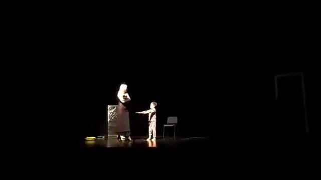 Марк в спектакле "Королевство кривых зеркал" сцена 2 смотреть онлайн