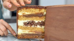 Торт "КАРА-КУМ" ШИКАРНОЕ сочетаниеОРЕХИ КАРАМЕЛЬ ШОКОЛАДЯ-ТОРТодел❤️