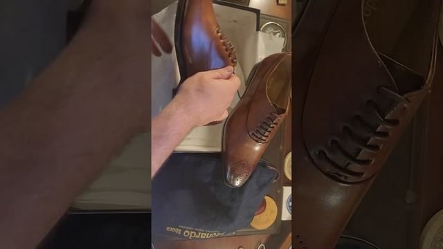 Leonardo's Shoes - Florence, IT - Unboxing