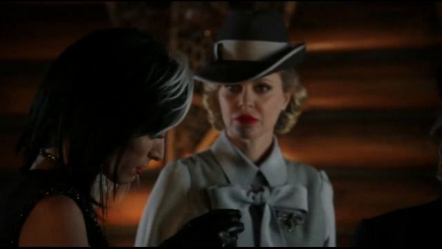 Реджина показывает фотографию со страницы книги 4x17 смотреть онлайн