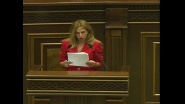 ZARUHI POSTANJYAN смотреть онлайн