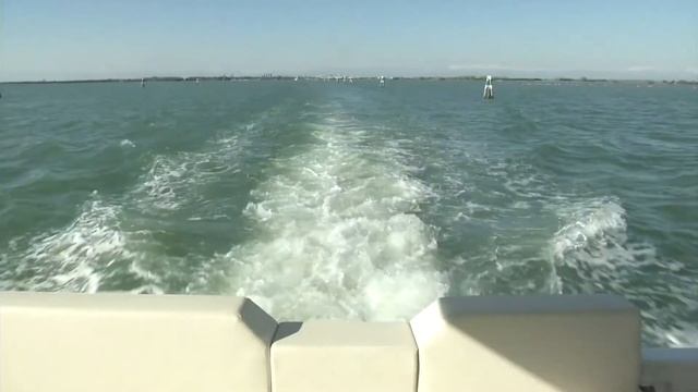 Cranchi T 43 ECO TRAWLER  - Test Drive (SHORT VERSION - ES) смотреть онлайн