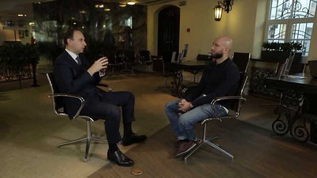 Василий Фетисов: о ценностях "Эталон-Инвест", профессиональных достижениях и рыжем коте смотреть онлайн