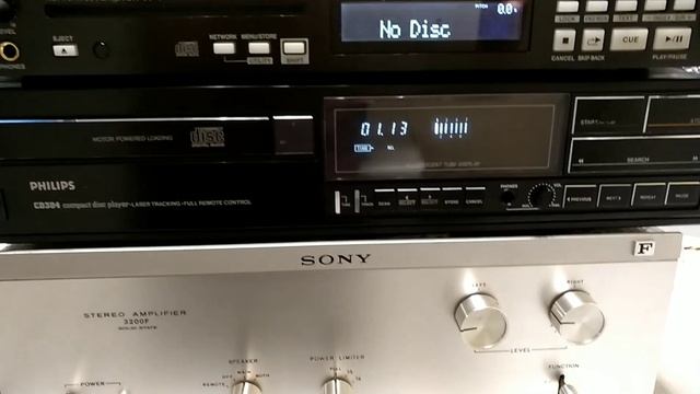 Philips CD-304 cd player vs Denon DN-C640 cd player смотреть онлайн