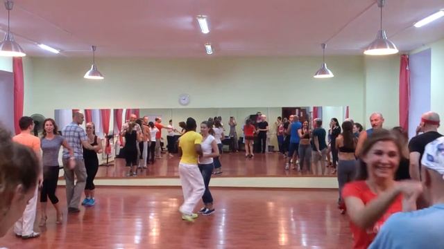 Джордано Дубергер, Сальса Касино (начинающая группа) в Mambo GROUP смотреть онлайн