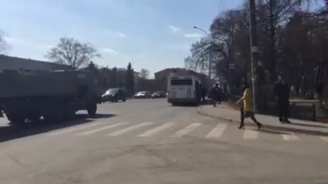По Вологде ездят автобусы находящиеся в розыске?! смотреть онлайн