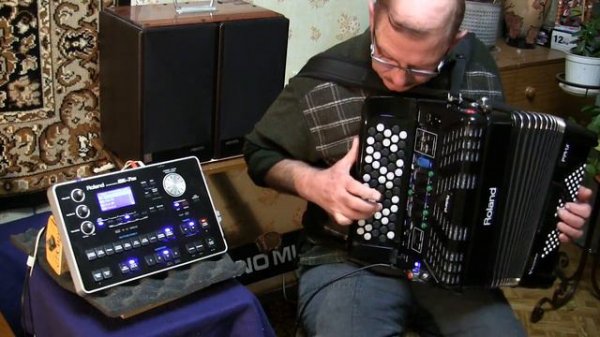 Баян ROLAND FR 1xb + BK-7M