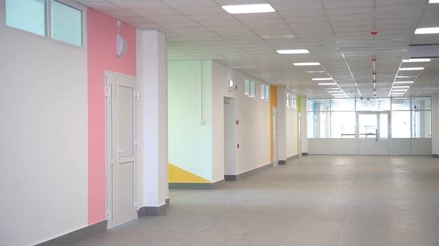 В Благовещенске завершается строительство самой большой школы Амурской области смотреть онлайн