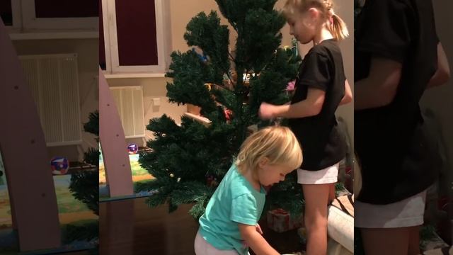 Наряжаем елку, встречаем 2019 год