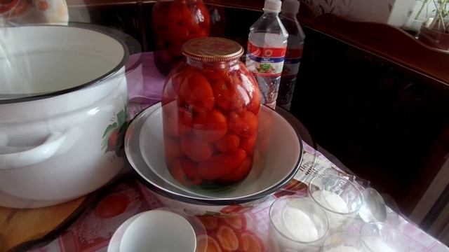 Консервированные помидоры сладкие. Рецепт заготовки на зиму смотреть онлайн