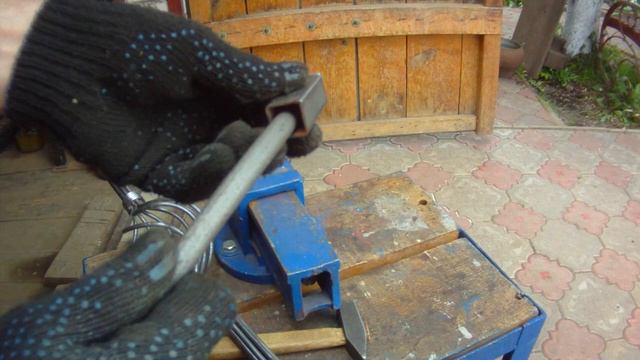 Поставка для цветов"Грация".Stand for flowers "Grace". смотреть онлайн