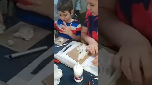 МК Панно из папье-маше.Творим с детьми.7 апреля 2020 г. смотреть онлайн