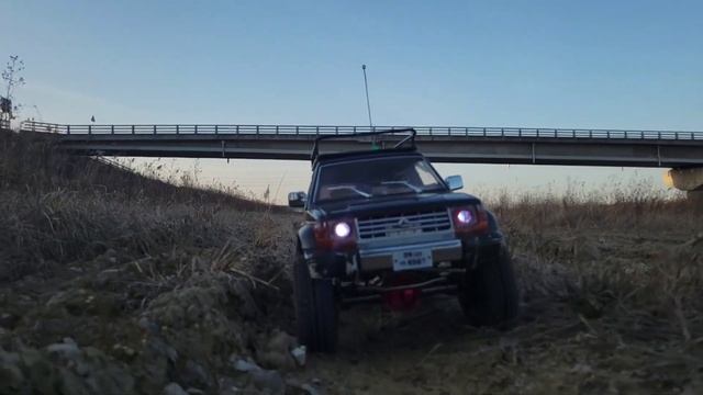 1/10 Mitsubishi Pajero long body off-road video смотреть онлайн