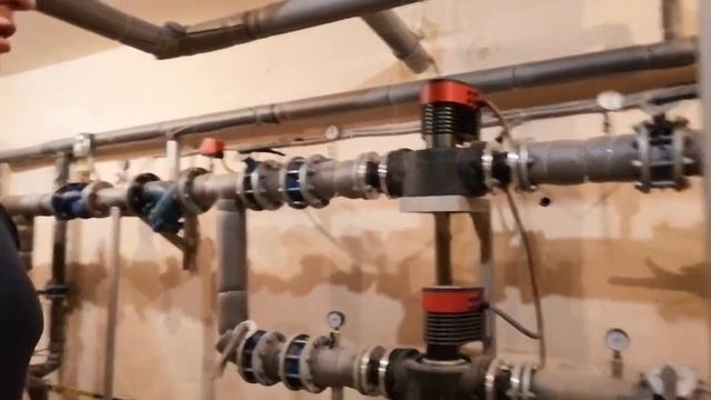 Репортаж из подвала. Водомерный узел. Тепловой узел смотреть онлайн