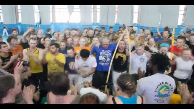 Михаил Пойманов. noitesbrancas2014 Капоэйра во всей своей красе смотреть онлайн