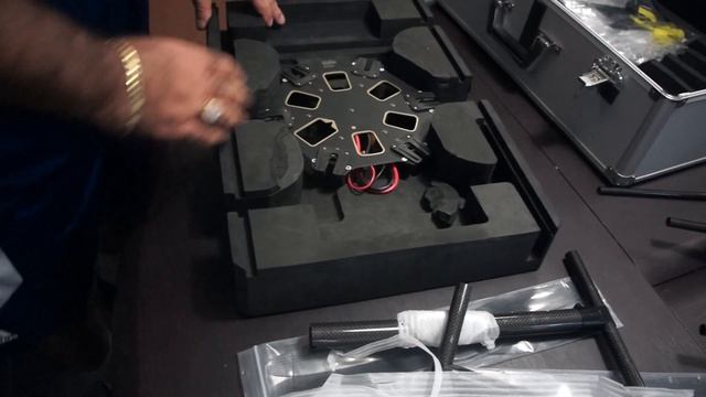 Кейс алюминиевый для гексакоптера DJI S 800 смотреть онлайн