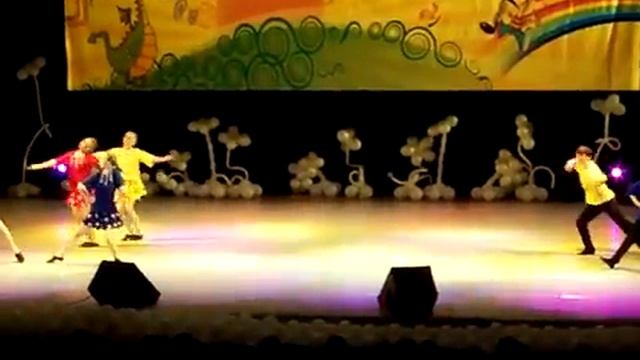 Коллектив ЮНОСТЬ "Балалайка" смотреть онлайн