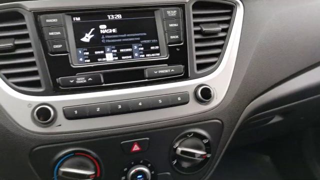 Hyundai Solaris 2017 AT Московское шоссе 10А Renault смотреть онлайн