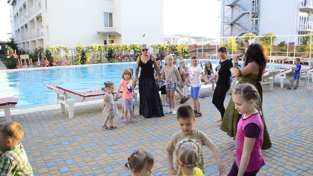 Поздравление от детишек в День моего рождения Отель "Дельфин" - 19.06.2017 смотреть онлайн