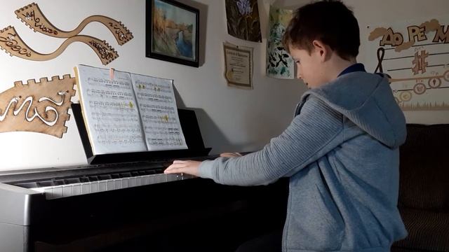 Bach, Minuet in G Major -/- Бах - Менуэт соль мажор смотреть онлайн