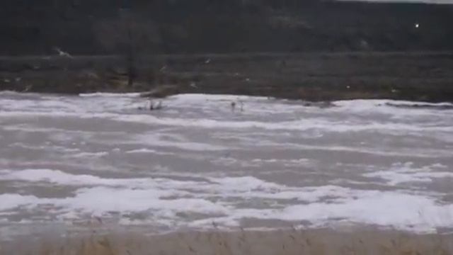 Паводок в Жезказгане. Водосброс 14-04-2015 смотреть онлайн
