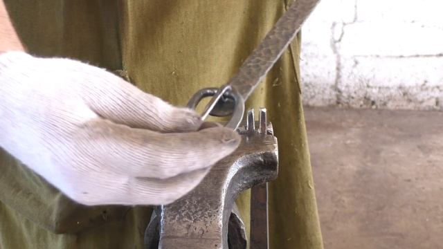 Подсвечник "кованый ремень" смотреть онлайн