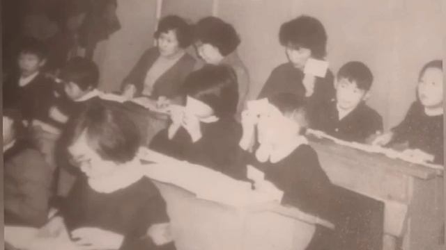 Стихи Романа Кыймина "Любимая школа". Читает Ирина Санкевич. смотреть онлайн