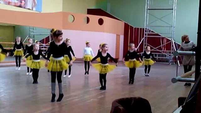 танец Подружек смотреть онлайн