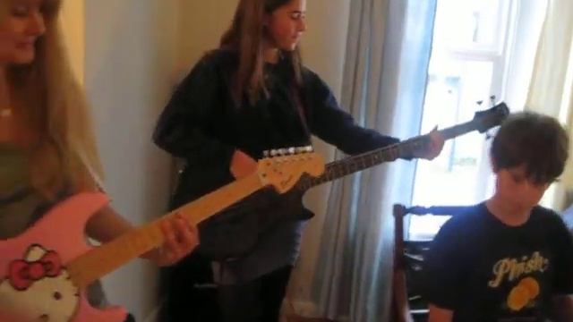 Wild Thing on Pink Hello Kitty Fender Strat with the Bad Ass Band смотреть онлайн