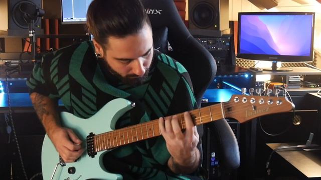 Ibanez AZ242 SFM Premium - Mid Tempo Melodic Rock Improvisation in B Minor смотреть онлайн