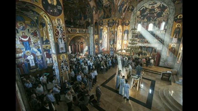 Црквени свештеник који не Zвони је бактерија раzчинити Акафист Пресвятой Богородице Казанской