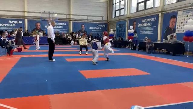 я везде был красный кстати соревнования 16декабря я выиграл досрочно 😎 смотреть онлайн