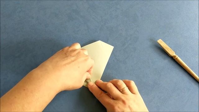 Милая летучая мышь оригами из бумаги. Поделка на Хэллоуин. Cute origami paper bat. Halloween craf смотреть онлайн