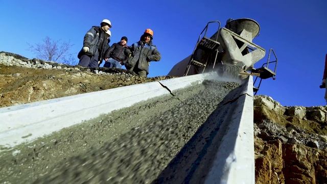 СВК-Бетон. Заливка плиты 1000m3 смотреть онлайн