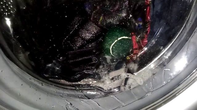 Стирка чёрного белья Смешанные ткани 40°1200об/мин. смотреть онлайн