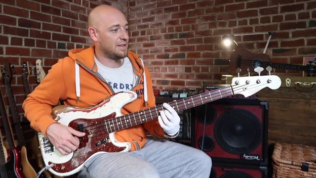 10 EASY shapes to master bass chords... for good! смотреть онлайн