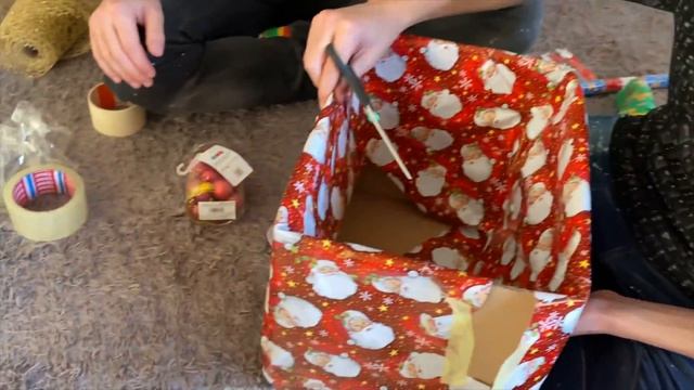 ПРЕВЪРНАХМЕ РОБОТ ЗА ЧИСТЕНЕ В КОЛЕДНА ШЕЙНА ЗА КУЧЕТО НИ! смотреть онлайн