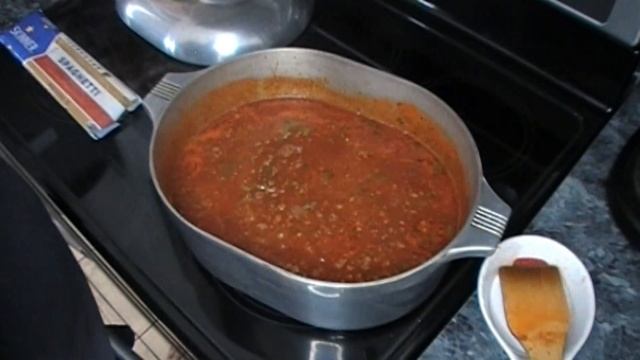 One Pot Spaghetti and Meat sauce - How To Make Spaghetti смотреть онлайн