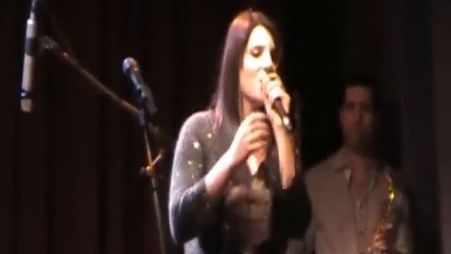 נטלי רותם ביצוע לשיר "רגע נצחון" רחל שפירא/נחצ'ה היימן смотреть онлайн