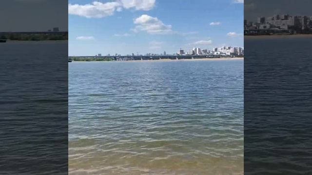 Дети на пляже / Папа оставил на острове и УЕХАЛ без нас на лодке / КАТАНИЕ на лодке смотреть онлайн