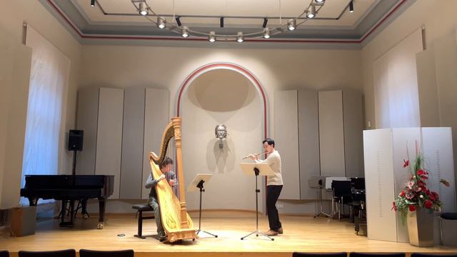 Entr’acte - J.Ibert [Flute & Harp] смотреть онлайн