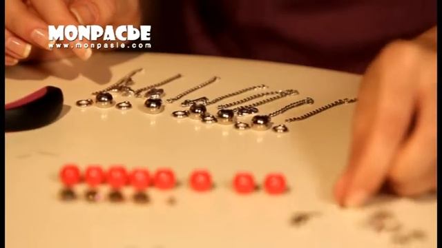 Видеокурс "Базовые техники изготовления украшений" | Урок 4: Браслет в техниках сборки и нанизывани смотреть онлайн