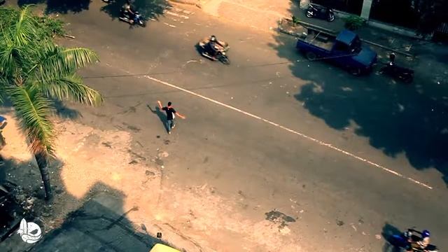 Streets of Padang. Capital of West Sumatra смотреть онлайн