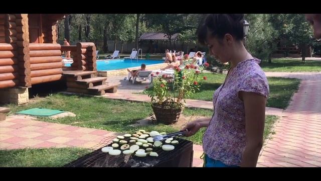 Первые дни на родине. Друзья. База отдыха. смотреть онлайн