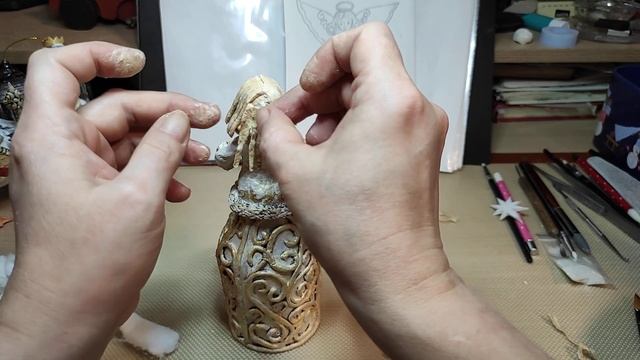 ? АНГЕЛ (украшение макушки ёлки). Урок номер 19. Продолжаем работать с прической. смотреть онлайн