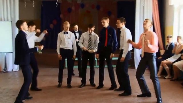 Выпускной, подарок от парней. смотреть онлайн